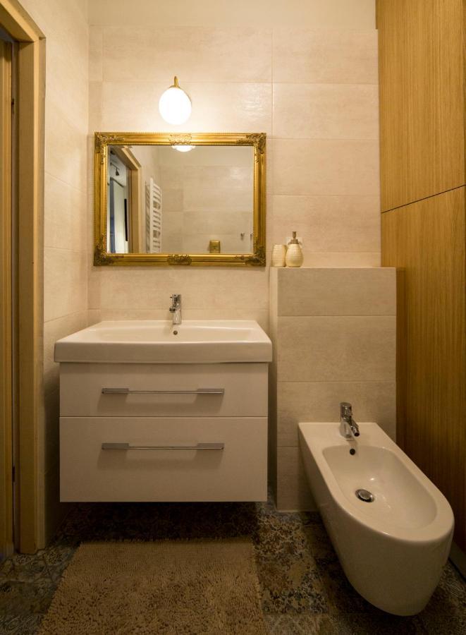 Wspanialy, Stylowy Apartament W Sercu Starego Miasta Krakkó Kültér fotó
